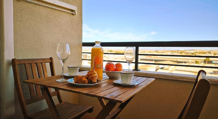 Comfortable Apartment in Excellent Location - image 3
