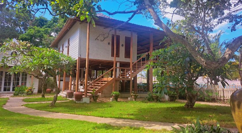 Pasir Putih Resort & Restaurant. - image 13