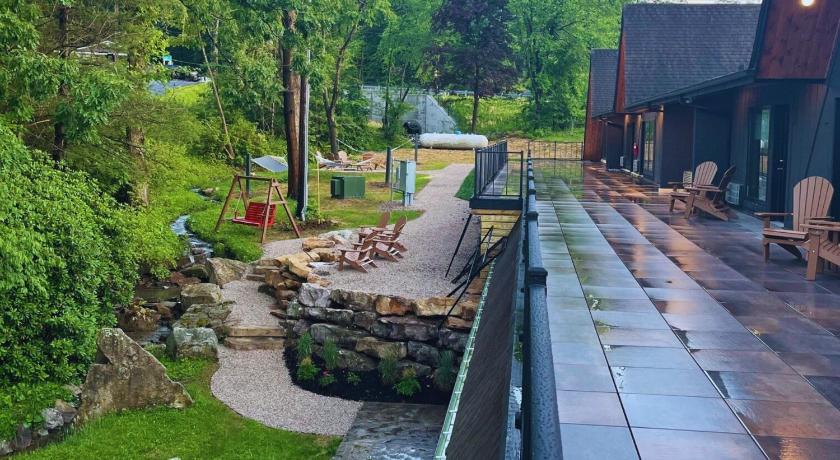 오클랜드 (MD) Cove Creek Lodge 105 Poolside Executive King Suite 3성급 숙소 부대시설