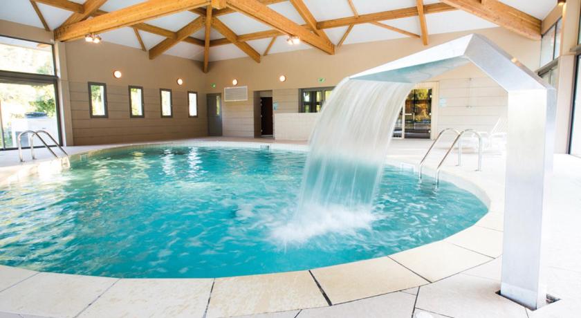 Club Vacances Bleues Domaine de Chateau Laval photo