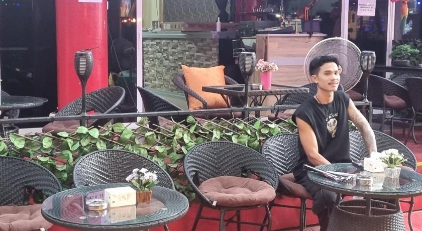 Dorothys Showbar – Pattaya, DC