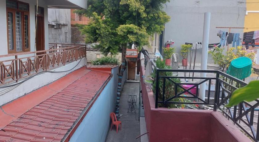 Hotel Lake Mirage – Pokhara, FL