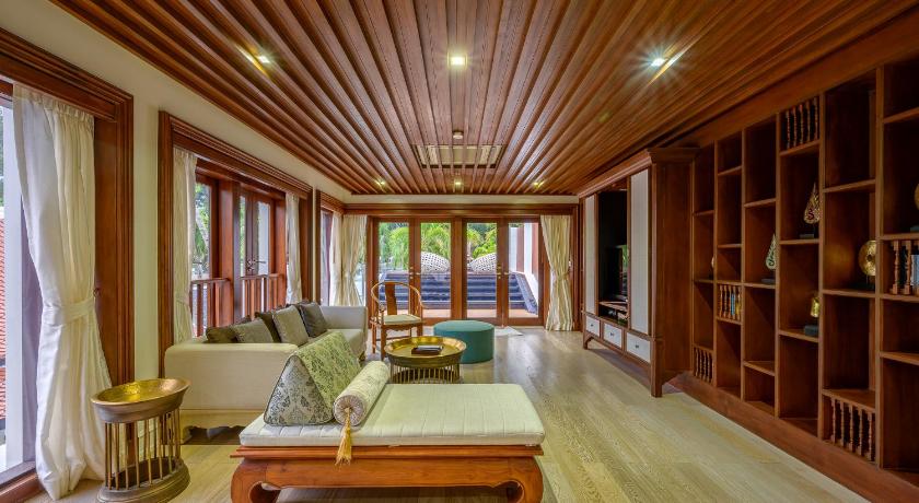 Image of Three-Bedroom Villa 11