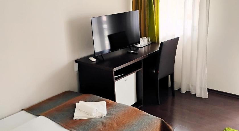Image of Family Room with Balcony 3