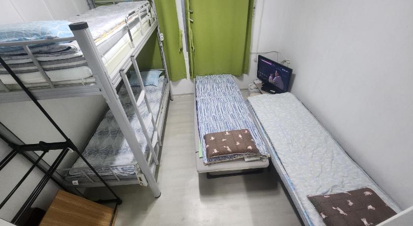 Image of Two-Bedroom Apartment 9