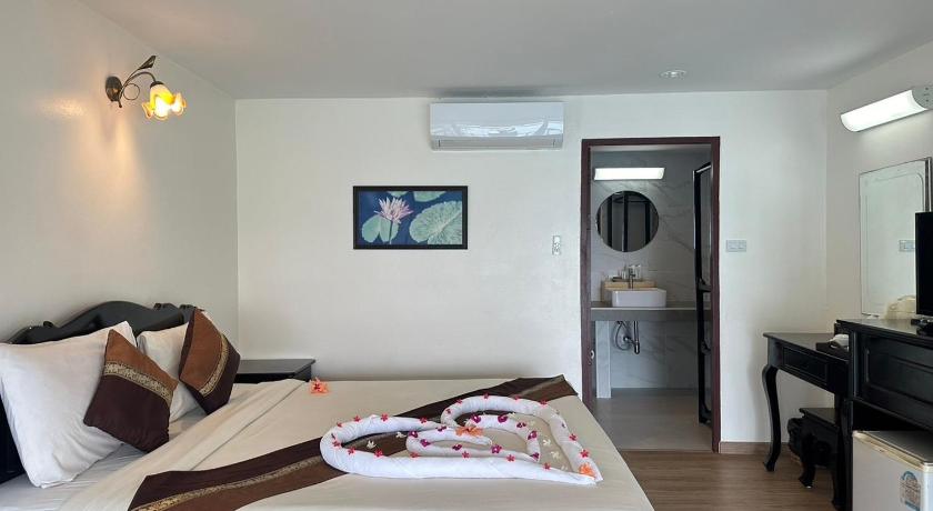 Image of Mountain View 13