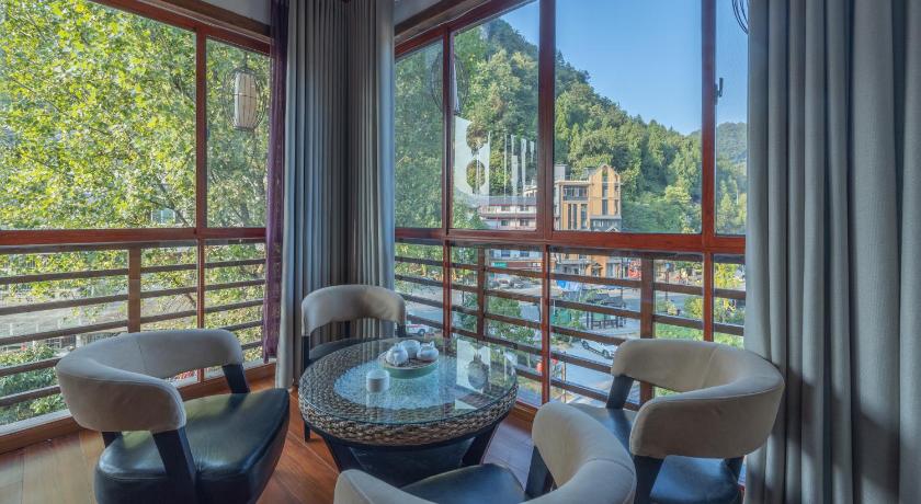 Zhangjiajie Countryard Hotel - image 4