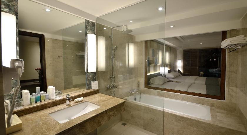 Image of Premier Room 4
