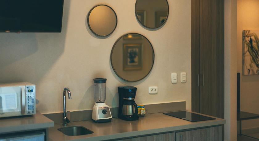 Image of Suite with Forest View 7