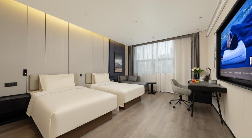 Atour Hotel Chengdu Wenjiang Fengxi River Metro Station - image 9