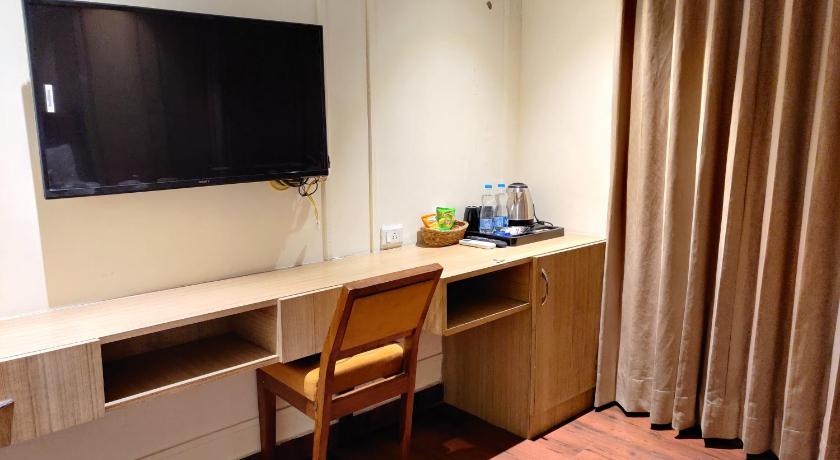 FabHotel Sonachi Grand - image 13