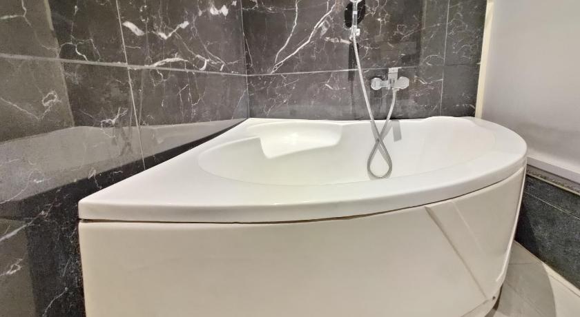 FabHotel Sonachi Grand - image 9