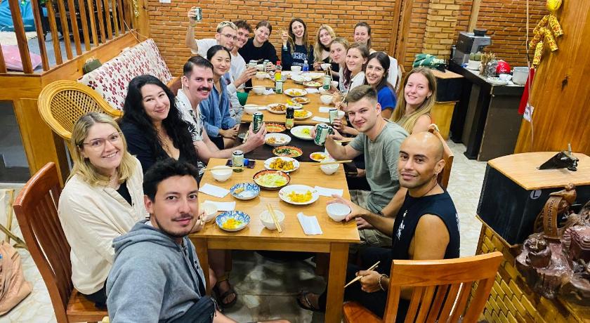 Dalat Note Hostel – Dalat, IL