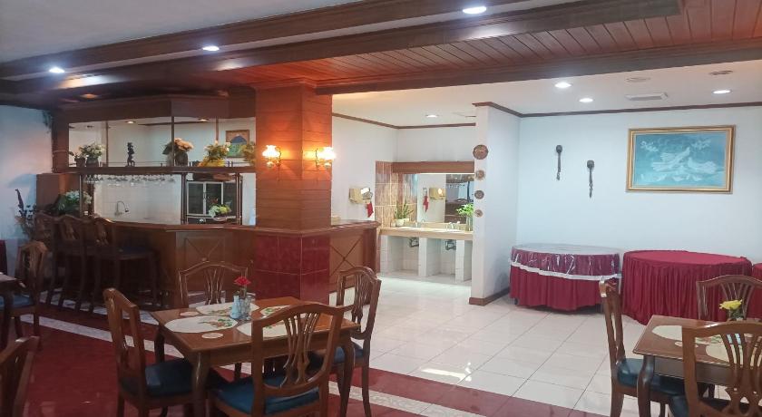 Hotel Efita - image 6