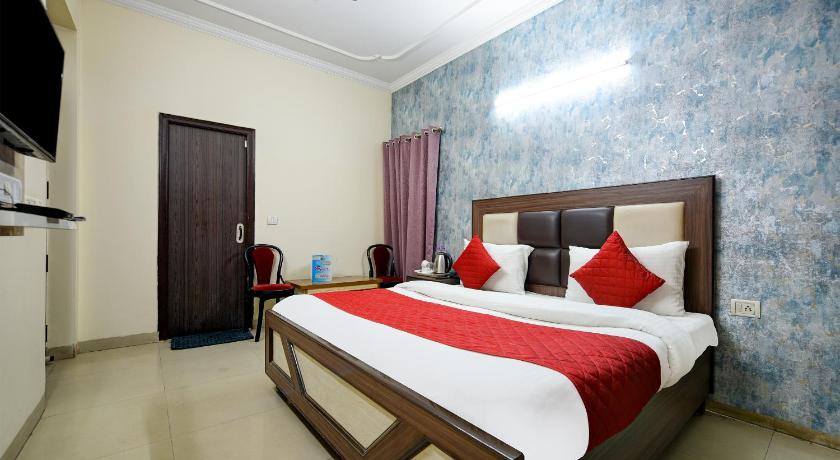 Hotel Mayank Plaza-Near IGI Airport Terminal-3 - image 38