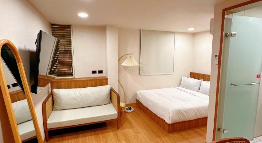 タイペイ Cattail  Pocket Inn - Ximen Branch 3つ星 ホテル スイート