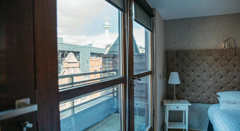Image of Large Superior 2 Bedroom Apartment 13