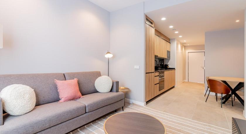 Home Art Apartments Bernabeu