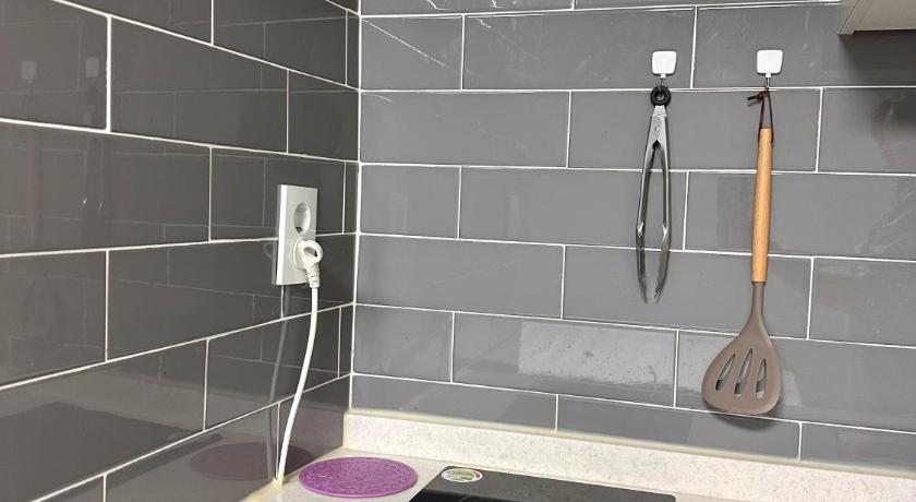 ソウル NJ Affordable and cozy accommodation near Nakseongdae Station 2つ星 ゲストハウス プール