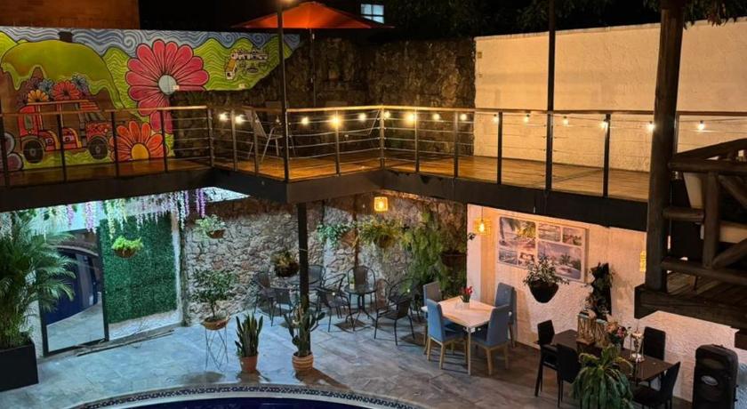 Hotel Corona House