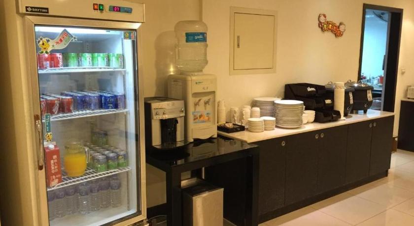 Taipei 探索汽車旅館 延平館 台北市旅館377-3號 Hotel restaurant