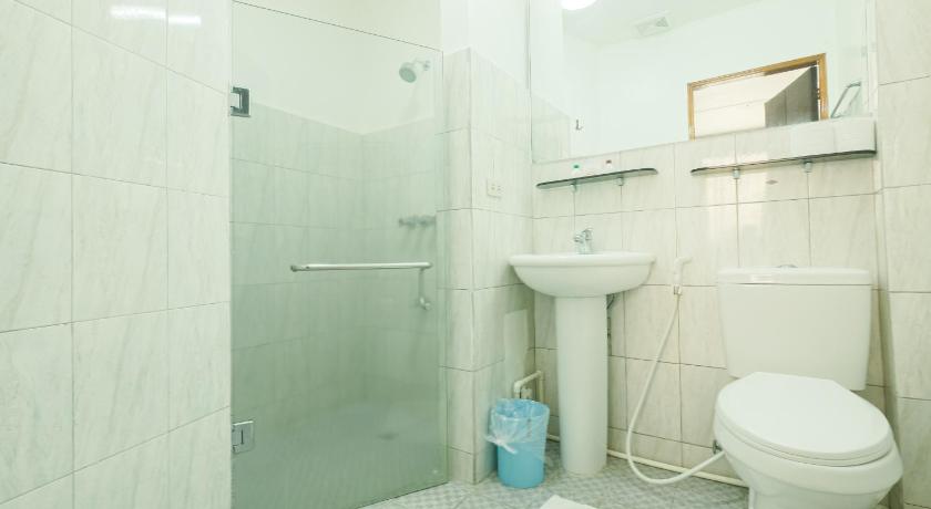 Image of Deluxe Family Room 2