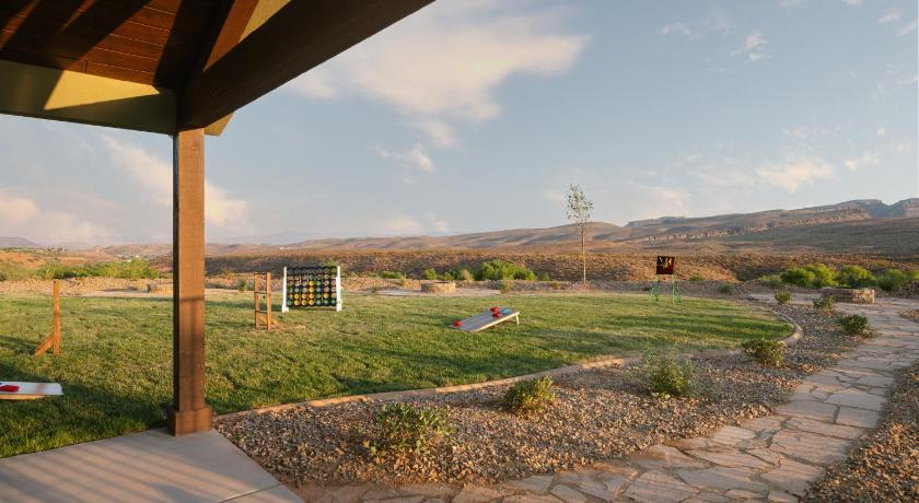 아이빈스 (UT, 유타주) Hidden Springs RV Resort 4성급 숙소 레스토랑