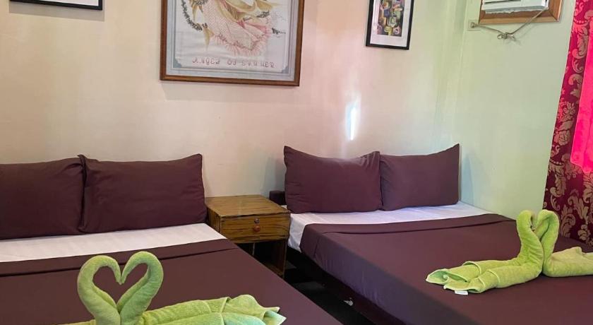 Image of Quadruple Room 8