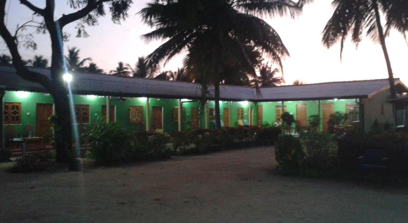 Sea Zone Hotel Nilaveli - image 13