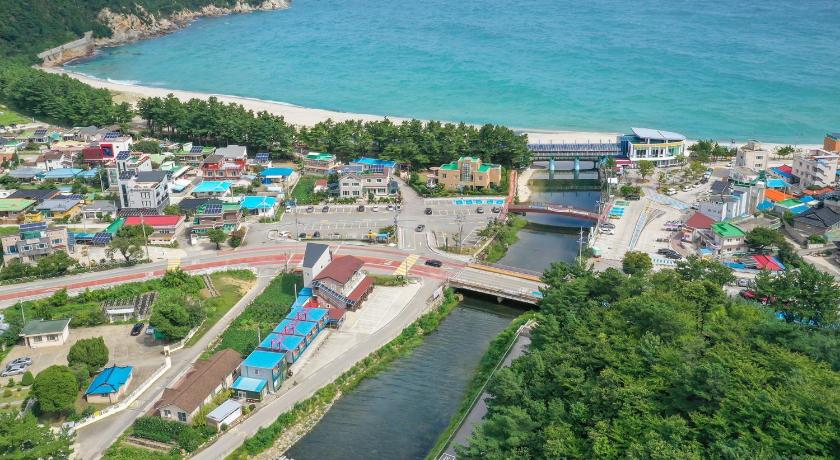 Samcheok Samcheok Healingcamp Pension 3-Star Guesthouse suite