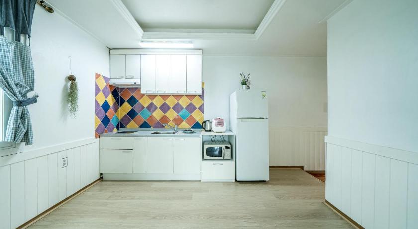 Image of Studio 3 15