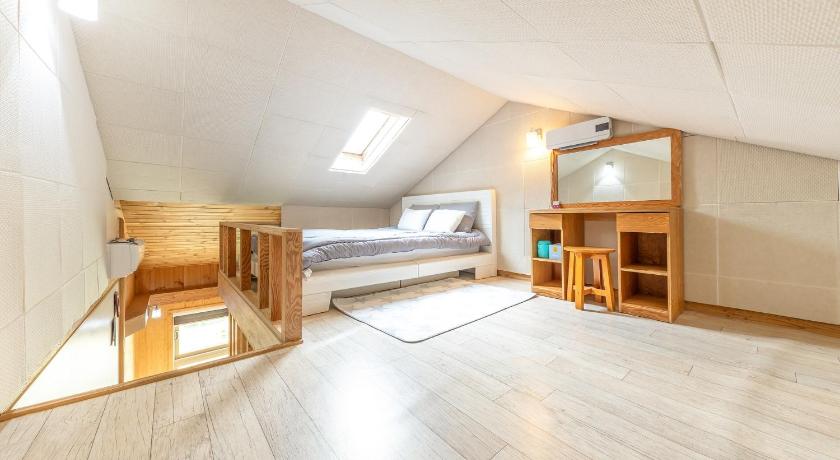 Incheon Ganghwa Abientot Spa Pension 3-Star Guesthouse exterior