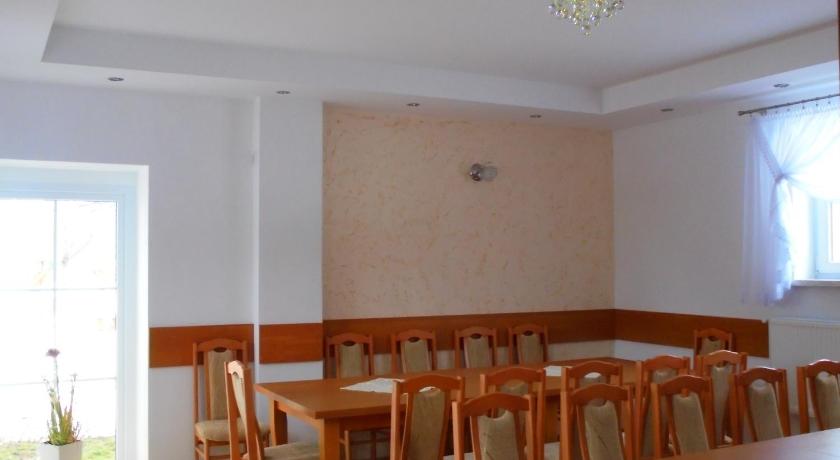 ピエトロヴィツェ・ヴィエルキエ Agroturystyka Krysia Pilszcz 3つ星 ホテル ロビー