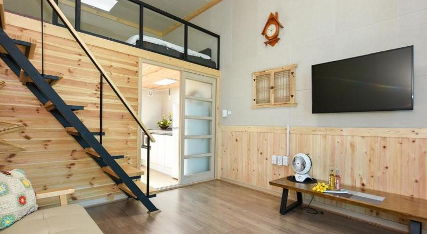 麗水 Yeosu Chunghong Pension 3つ星 ゲストハウス 外観