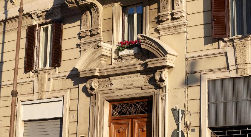 ローマ Tullia and Prisca Relais Guest House 3つ星 ホテル プール