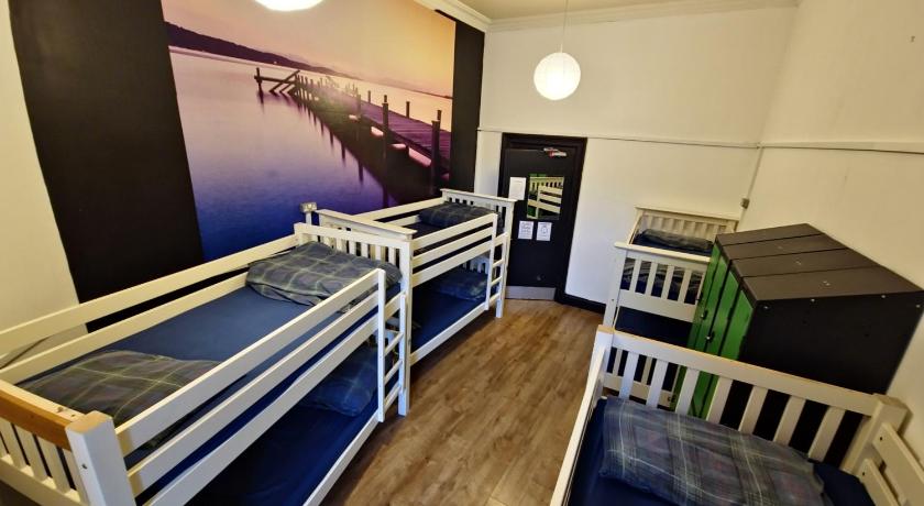 Image of Bed in 8-Bed Mixed Dormitory Room 0