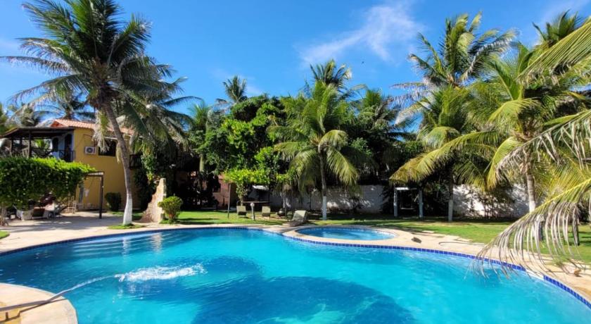 Pousada Canoa Beach