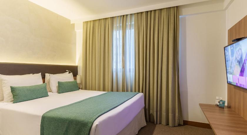 Image of Deluxe Double Room 0