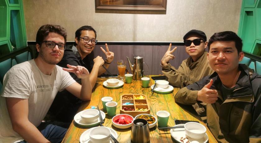 우루무치 云泊青年酒店乌鲁木齐高铁站店 Yunbo Youth Hostel Ürümqi (云泊青年酒店乌鲁木齐高铁站店 Yunbo Youth Hostel Urumqi) 호텔 레스토랑