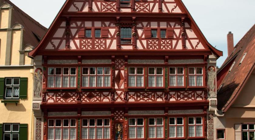 Hotel Deutsches Haus — Hotel in Dinkelsbuhl