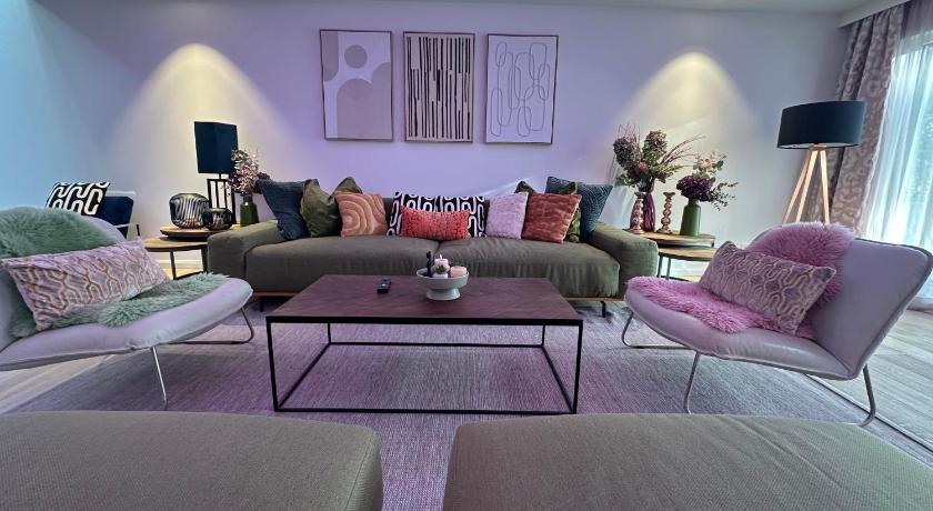 DOM LIVING - LuxusHaus