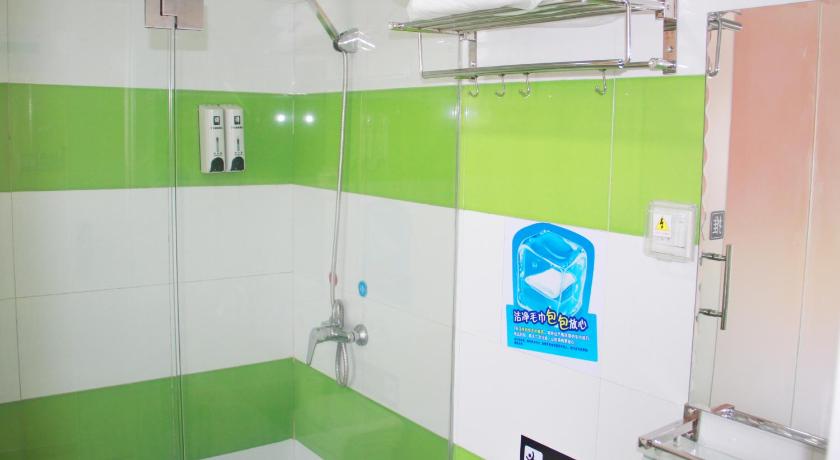 7 Days Inn Foshan Zumiao Metro Station Weiguo Road photo