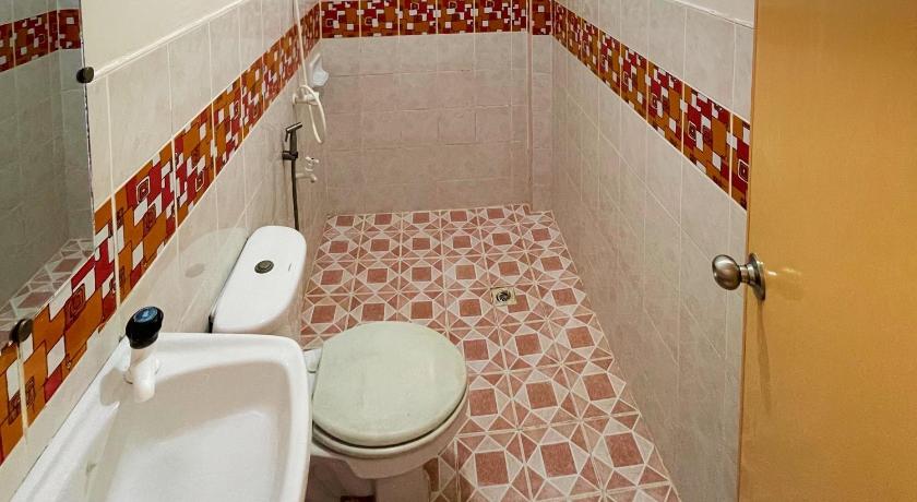 Image of Triple Room Sea View 9