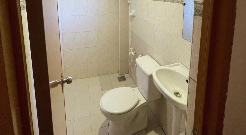 Image of Double Room with Garden View 6