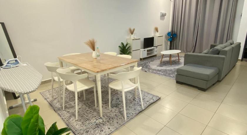 Syakif Homestay HICOM University
