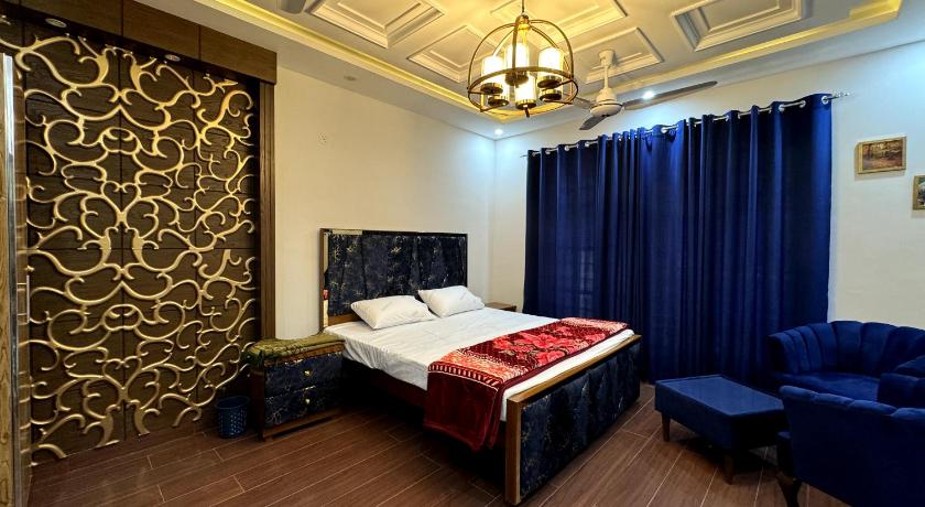 Lavish Guest Line - image 5