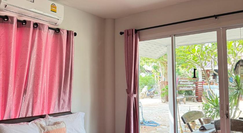 Image of Standard Quadruple Room 0