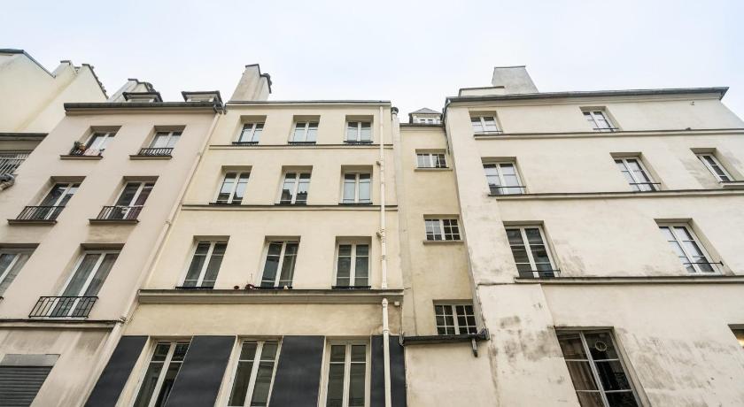 Classy apartment in the heart of Le Marais - image 5