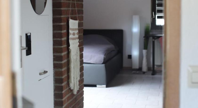 1 Zi DG-Apartment in Bad Friedrichshall-Jagstfeld