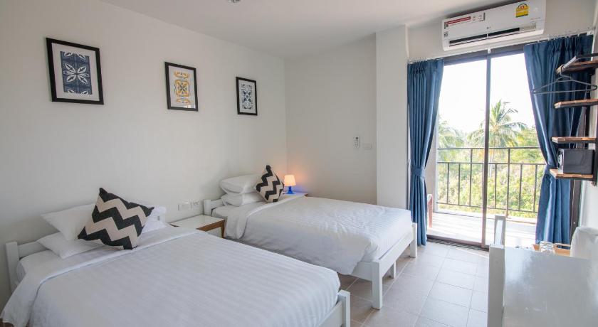 Image of Superior Garden View Twin 1